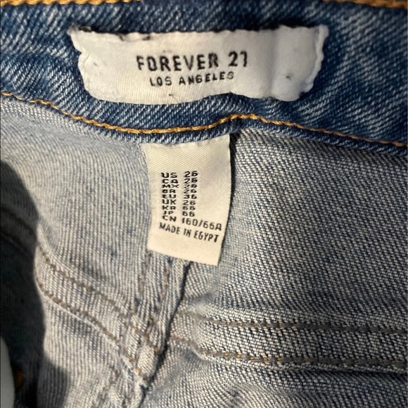 Forever21 Boyfriend Jeans - Picture 3 of 4